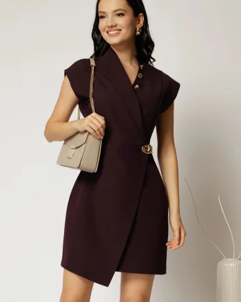 Rochie DY Fashion scurta mov cu decolteu petrecut si accesorii