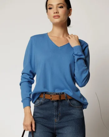 Bluza albastra din tricot cu decolteu in V si croi larg