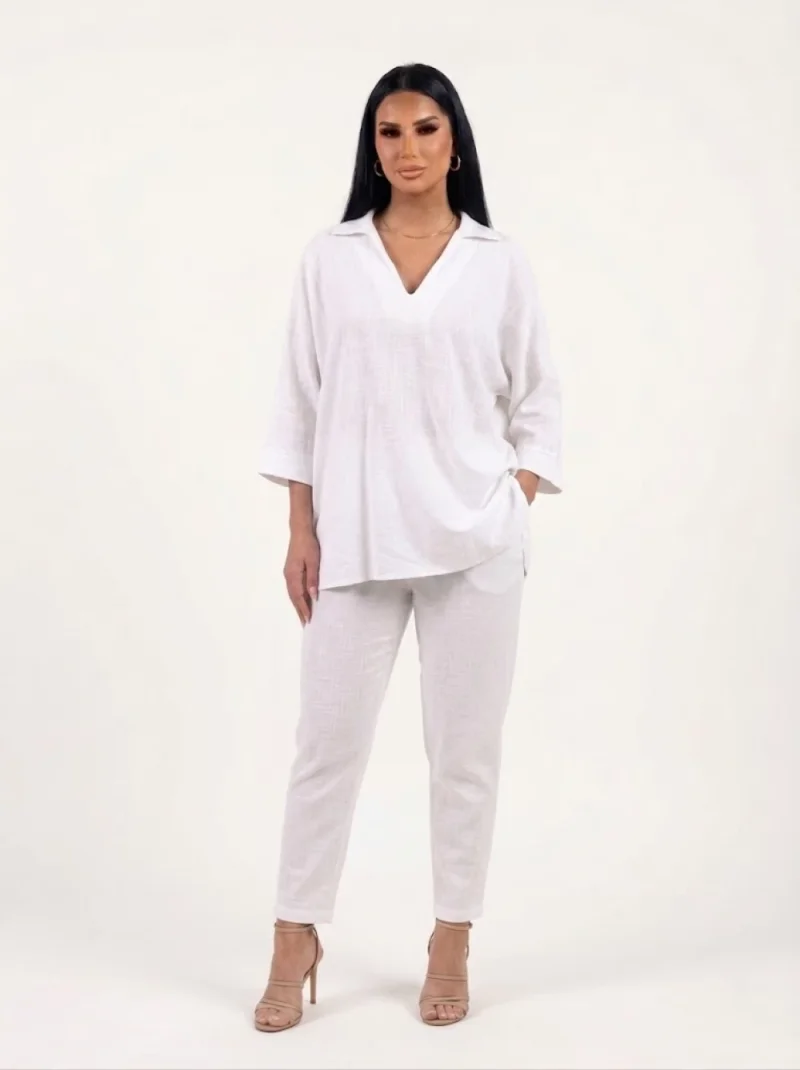 Bluza alba cu croiala lejera din vascoza