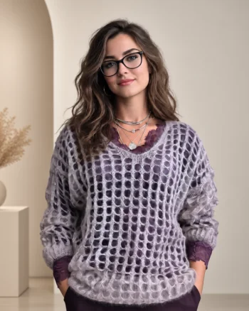 Pulover plasa cu mohair, cu model foarte fin  ,   un pulover accesoriu chic bej inchis