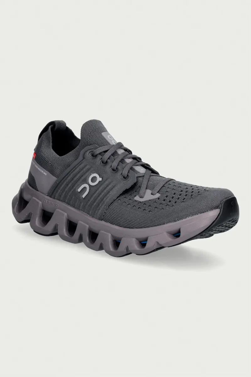 On  sneakers pentru bărbați Cloudswift 4