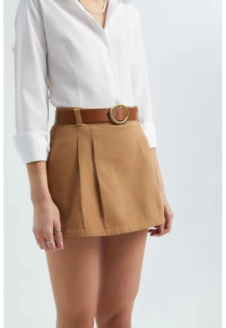 Fusta pantalon mini dama -  plisata - textil - talie medie - cu curea - maro