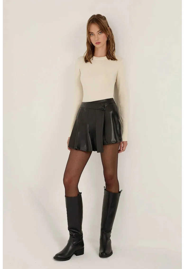 Fusta scurta -  mini - piele ecologica - neagra - Negru