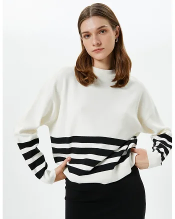 Pulover cu dungi - Alb/Negru