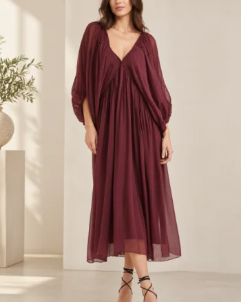 Rochie lunga din matase si vascoza, cu maneci ample si decolteu adanc, bordo