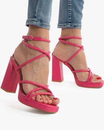 SANDALE ELEGANTE DIN PIELE ECOLOGICA CU MODEL SI TOC GROS CRL0734 FUCSIA