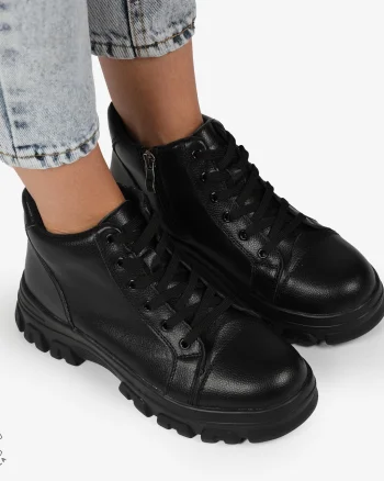 Ghete Dama DIN Piele Naturala CU TALPA ADERENTA CRL1299 NEGRU