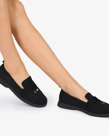 MOCASINI dama TEXTIL CU DETALIU AURIU CRL1027 Culoare: NEGRU
