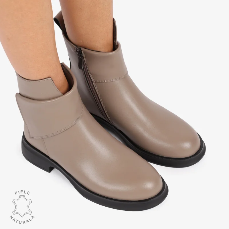 GHETE PIELE NATURALA Maro cu Varf rotund si Detaliu Lateral CRL1238