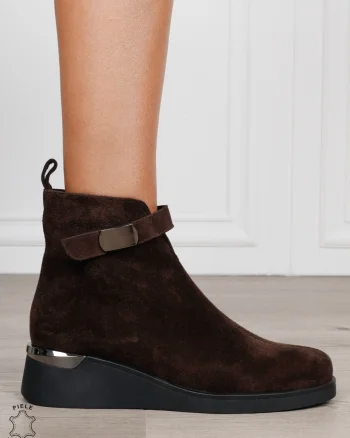 Ghete damă din piele naturală Intoarsa cu toc și design clasic CRL1824 CAFENIU