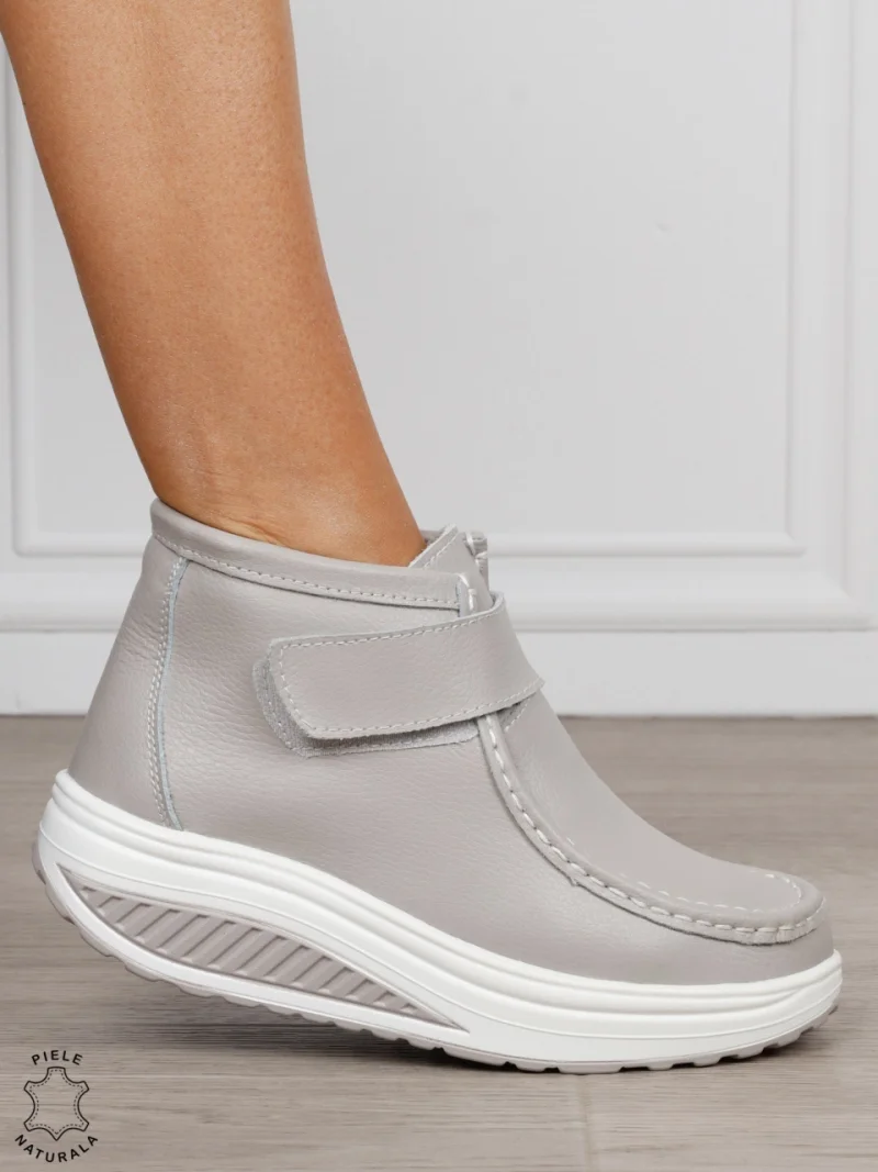 Ghete damă din piele naturală cu închidere velcro CRL1841 GRI