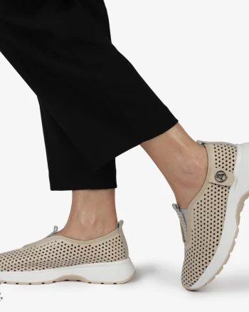 PANTOFI CASUAL dama din Piele naturala Perforata TIP SLIP-ON CRL1415 BEJ