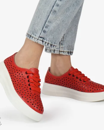 Pantofi Casual dama din Piele naturala PERFORATI USORI CU SIRET CRL1341 ROSU