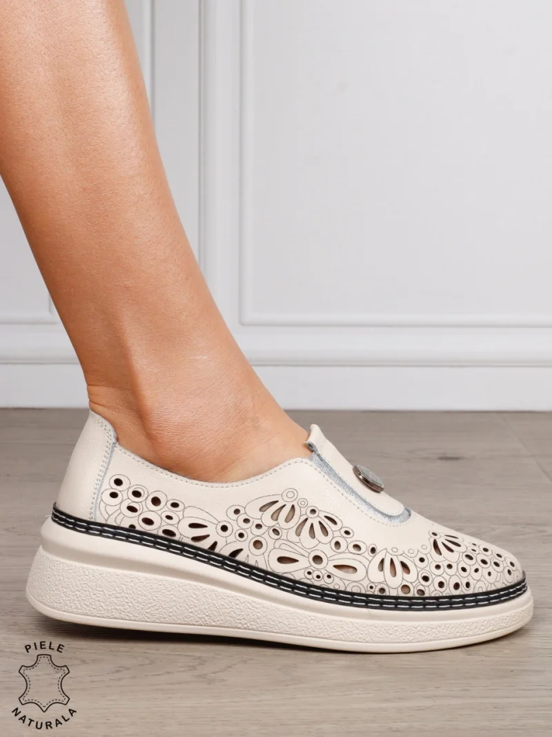 Pantofi Casual dama din Piele naturala cu model Perforat CRL1600 BEJ