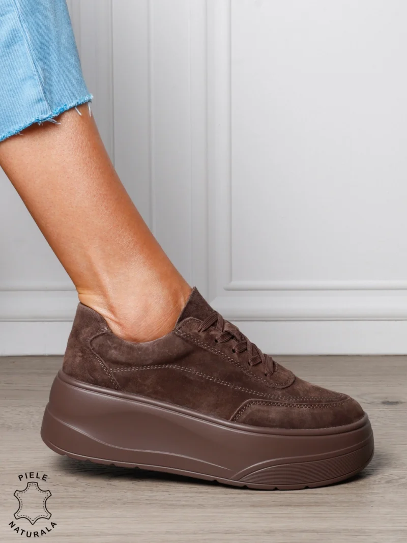 Pantofi casual damă din piele întoarsă naturală cu siret CRL1822 MARO