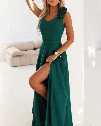 Rochie eleganta lunga verde cu floare pe bust MoniqueW