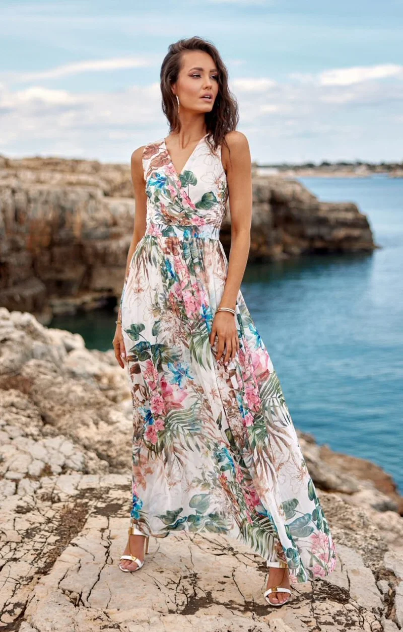 Rochie lunga de vara din chiffon ecru cu flori multicolore vaporoasa Kosima