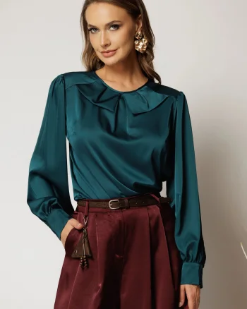 Bluza verde petrol din satin cu decolteu rotund si croi lejer