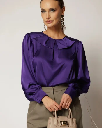 Bluza mov din satin cu decolteu rotund si croi lejer