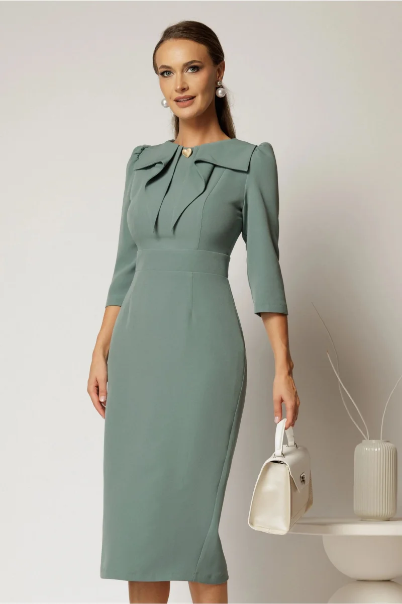 Rochie DY Fashion bleu cu croi conic si guler amplu accesorizat