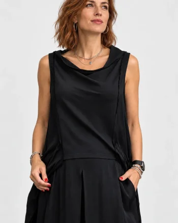 Top asimetric din vascoza cu guler drapat si margini franjurate, negru