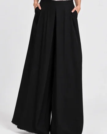 Pantaloni palazzo din vascoza cu pliuri suprapuse si tiv franjurat, negru