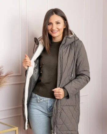 Geaca dama lunga matlasata maro taupe cu gluga Kaia