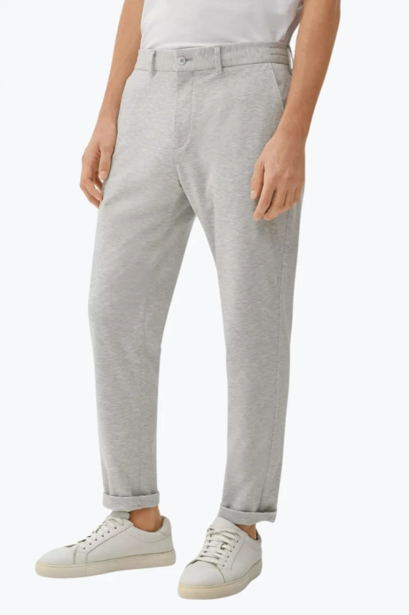 Pantaloni costum barbati cu croiala Slim fit si cu tesatura din jerseu elastic gri (SELECTATI MARIMEA: 50)