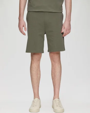 Q/S by s.Oliver Pantaloni scurti sport, barbati, cu talie medie si croiala Regular Fit, Verde (SELECTATI MARIMEA: XL)