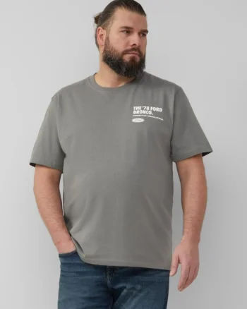 s.Oliver Big Sizes Tricou barbati big sizes cu imprimeu cu logo Ford, decolteu la baza gatului, Gri inchis (SELECTATI MARIMEA: 3XL)