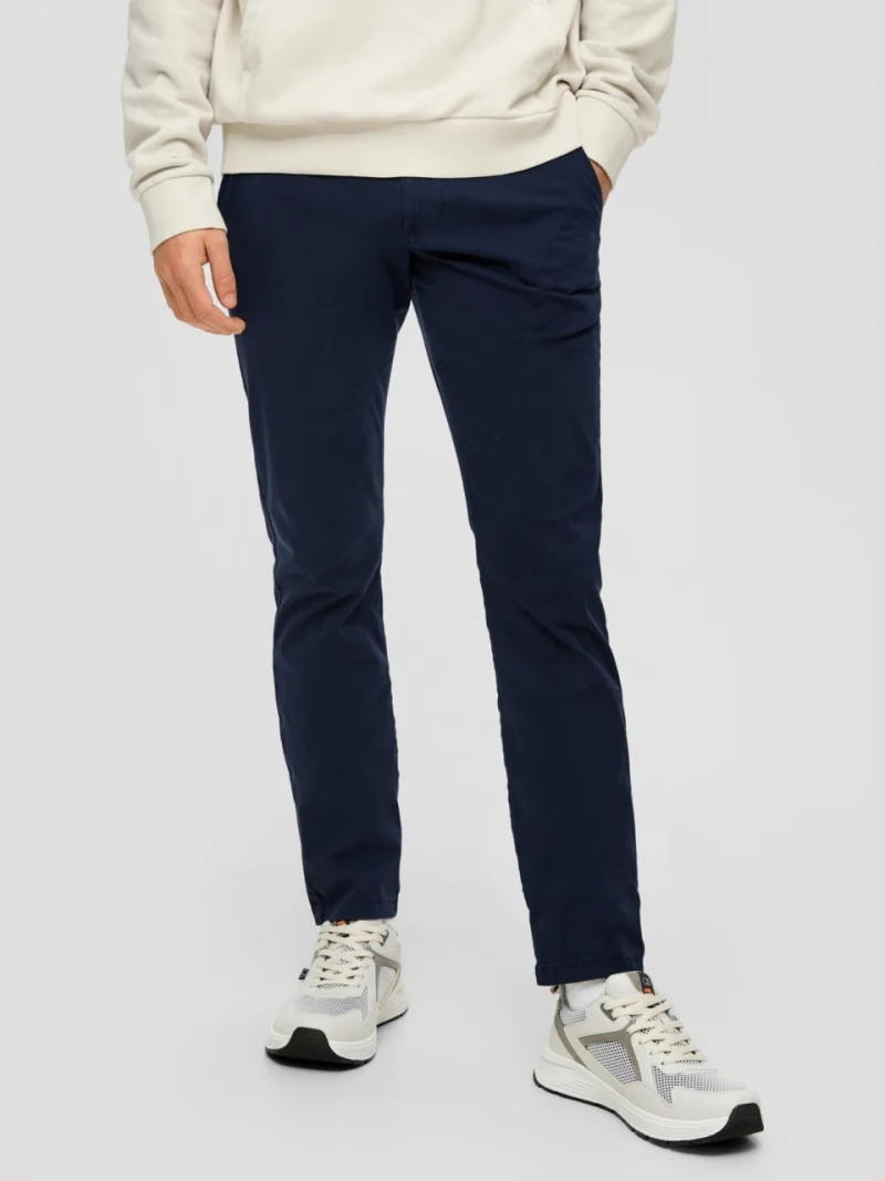 Q/S by s.Oliver Pantaloni chino barbati cu talie medie si croiala Slim fit, Bleumarin inchis (SELECTATI MARIMEA: 28, SELECTATI LUNGIMEA: 32)