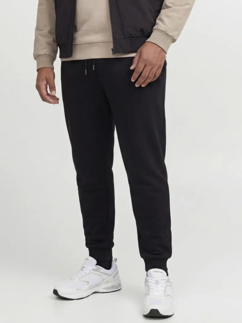 Jack & Jones Plus Pantaloni de trening JPSTGORDON JJBRADLEY, barbati, Regular fit, Negru (SELECTATI MARIMEA: 40)