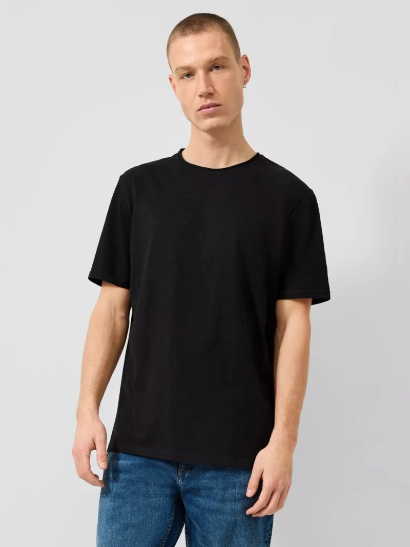 Q/S by s.Oliver Tricou barbati cu maneca scurta, din jerseu de bumbac, Regular fit, Negru (SELECTATI MARIMEA: S)