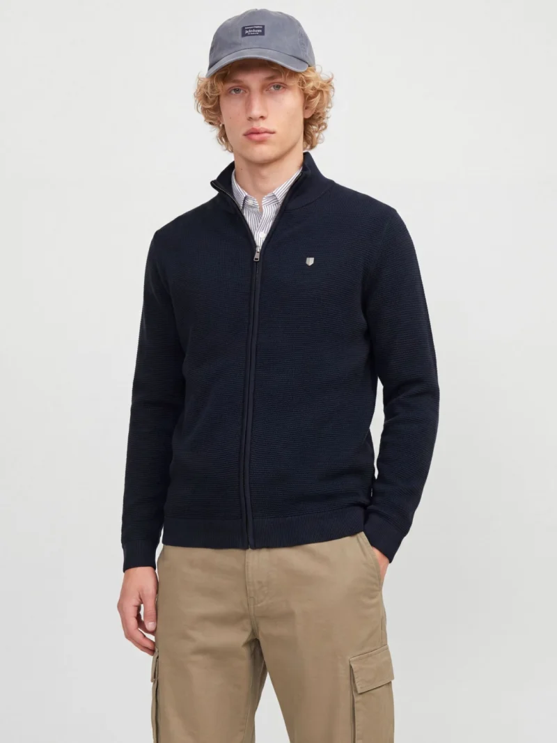 Jack & Jones Cardigan tricotat barbati cu guler inalt, din bumbac organic, JPRBLURYAN, Bleumarin inchis (SELECTATI MARIMEA: L)