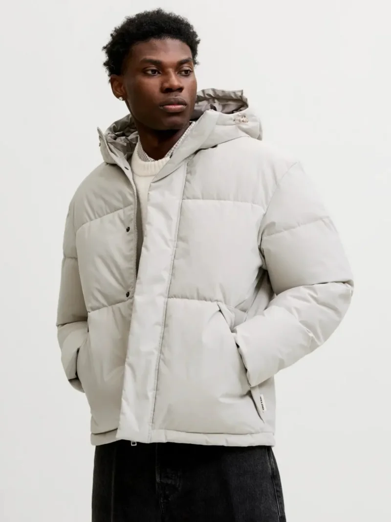Jack & Jones Geaca barbati, PUFFER, cu gluga, JJESOHO, Bej deschis (SELECTATI MARIMEA: S)