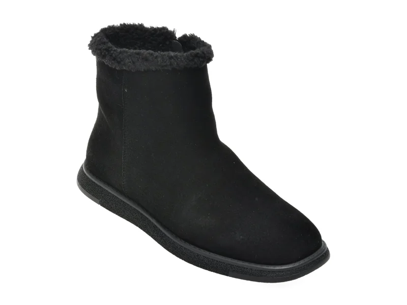 Ghete GRYXX negre, T1536, din piele intoarsa