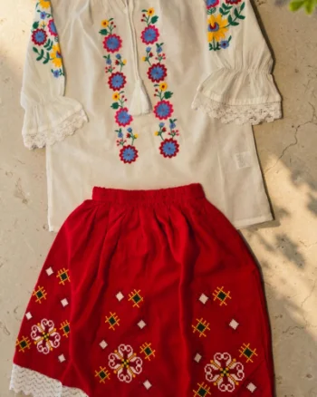 Compleu traditional fetite Andrea 2