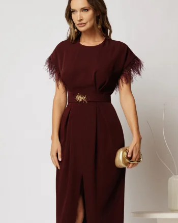 Rochie DY Fashion midi bordo din triplu voal cu pene la maneci