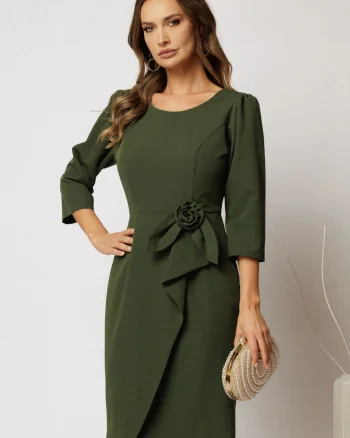 Rochie scurta kaki din stofa cu croi conic si detaliu floral