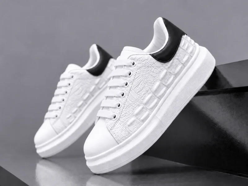 Adidasi barbati casual albi cu negru 6627