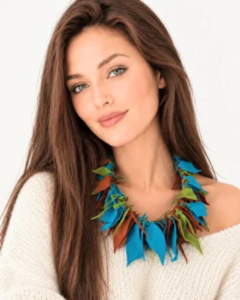 Colier multicolor si unicat handmade ,realizat din mix de piele naturala