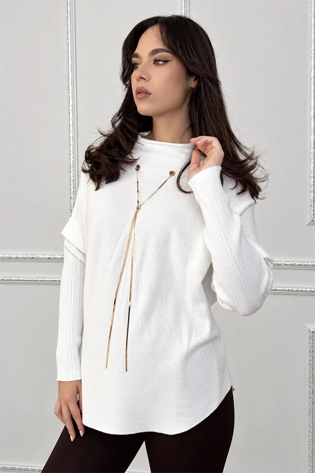 Pulover dama ELVANA, cu guler inalt, maneci reiate si accesoriu auriu detasabil, Alb, Marime unica S/M