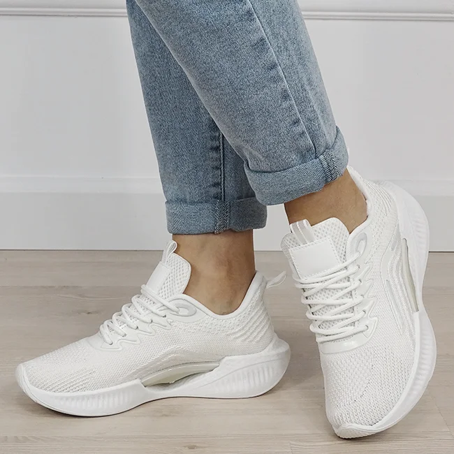 Sneakers albi cu talpa groasa tip platforma 7560 M4