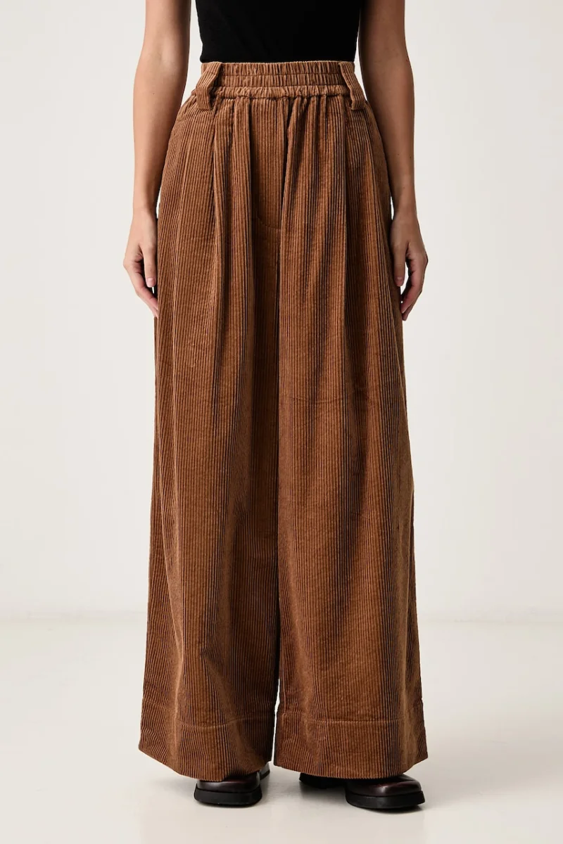 Essentiel Antwerp  pantaloni wide leg pentru femei din catifea reiată Kitch