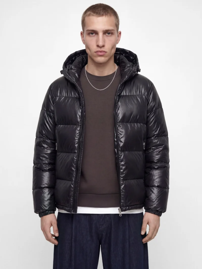 Jack & Jones Geaca barbati, PUFFER, cu gluga fixa reglabila cu snur, Regular fit, SHINY, Negru (SELECTATI MARIMEA: S)